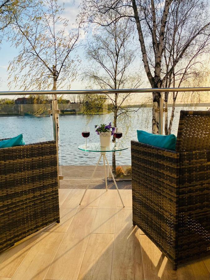 Apartament Moloo I Острода Екстериор снимка