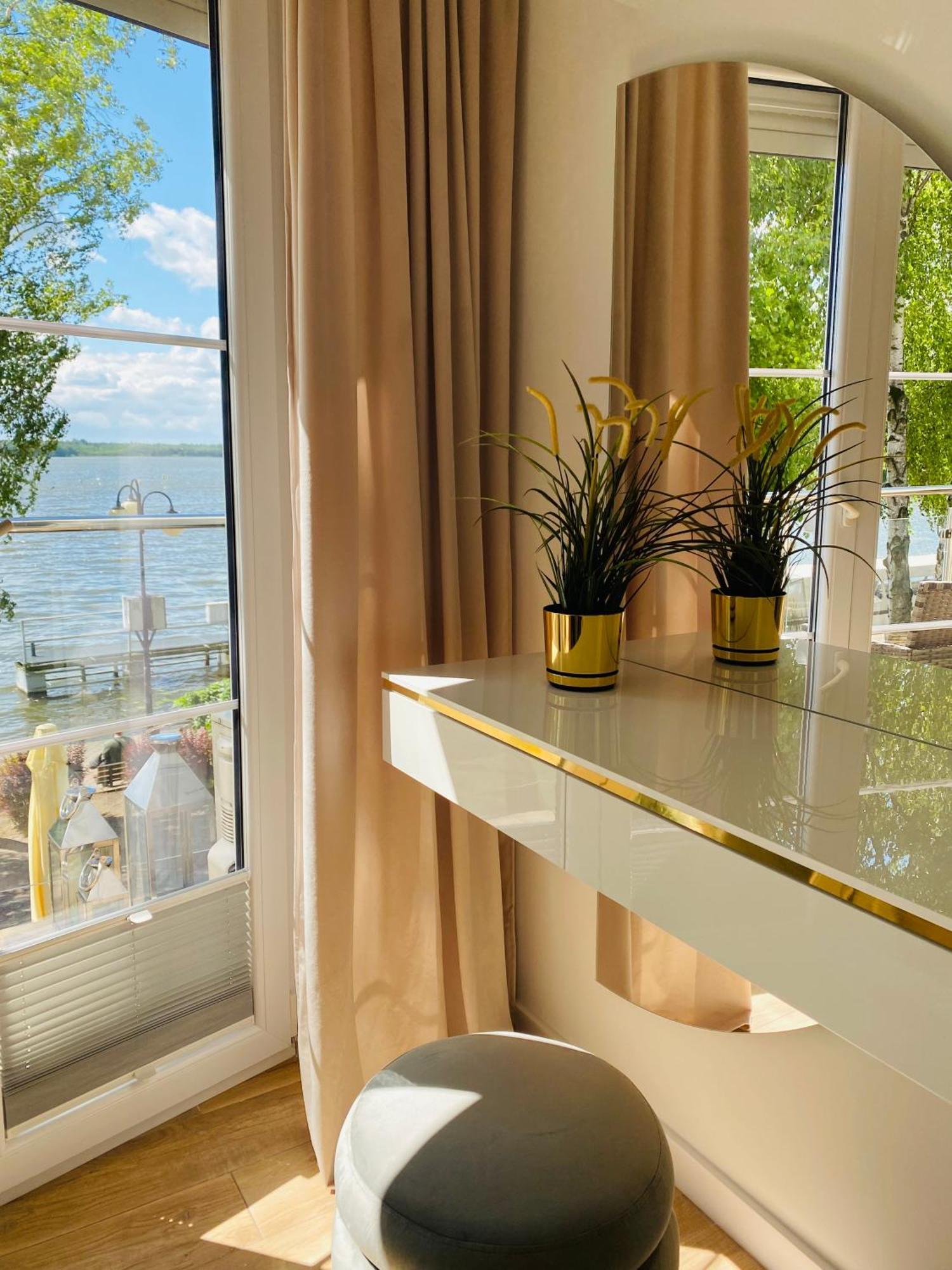 Apartament Moloo I Острода Екстериор снимка